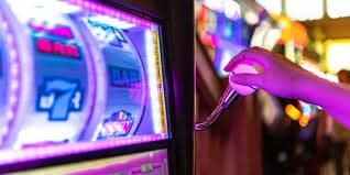 Mode demo BandarQ dengan chip virtual di kelinci4d